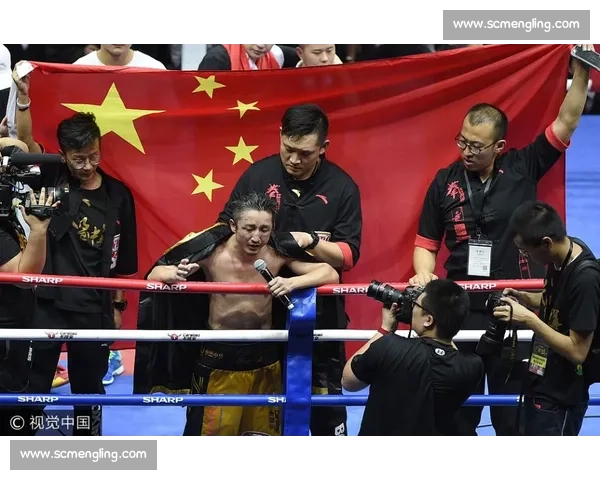 18 岁首局 TKO:拳台灯光下的青春惊雷 18 岁首局 TKO:拳台灯光下的青春惊雷