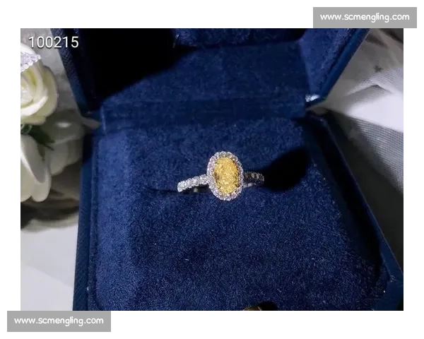 C 罗求婚钻戒曝光!30 克拉主钻天价引热议 C 罗求婚钻戒曝光!30 克拉主钻天价引热议